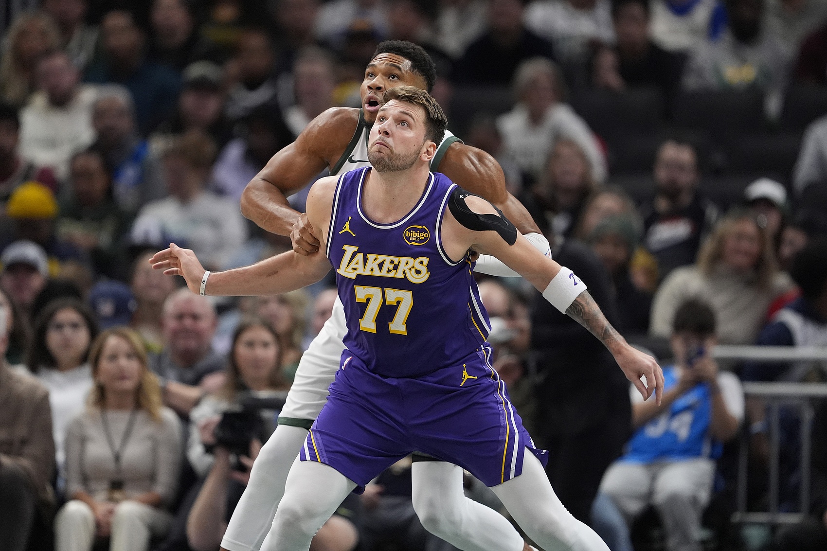 PG电子线上登入-对比明显！东契奇7次命中率低于四成 约基奇&amp;字母哥&amp;SGA一共5次