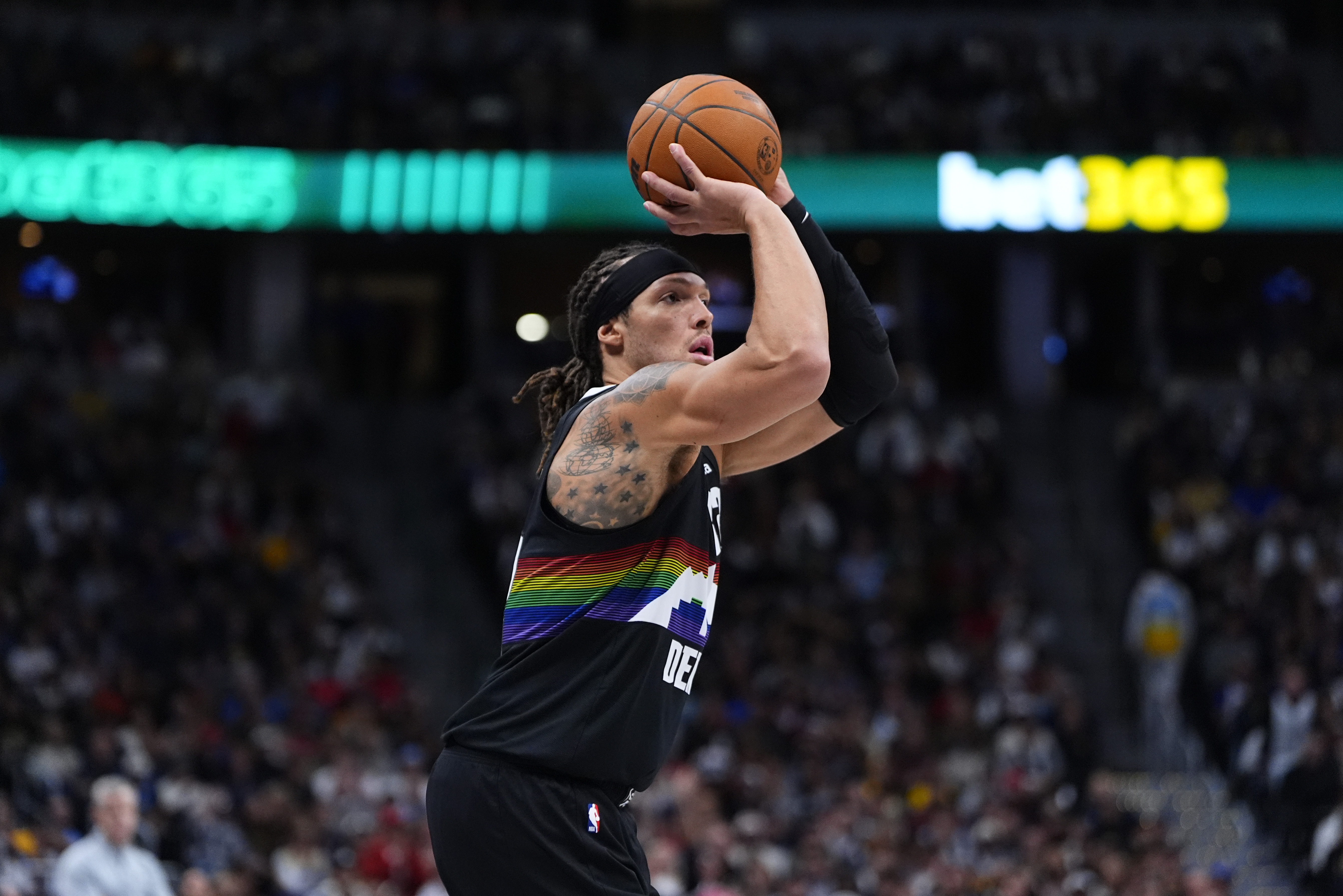 PG电子线上登入-掘金官方：阿隆·戈登腿筋受伤 本场提前退赛&amp;不会回归