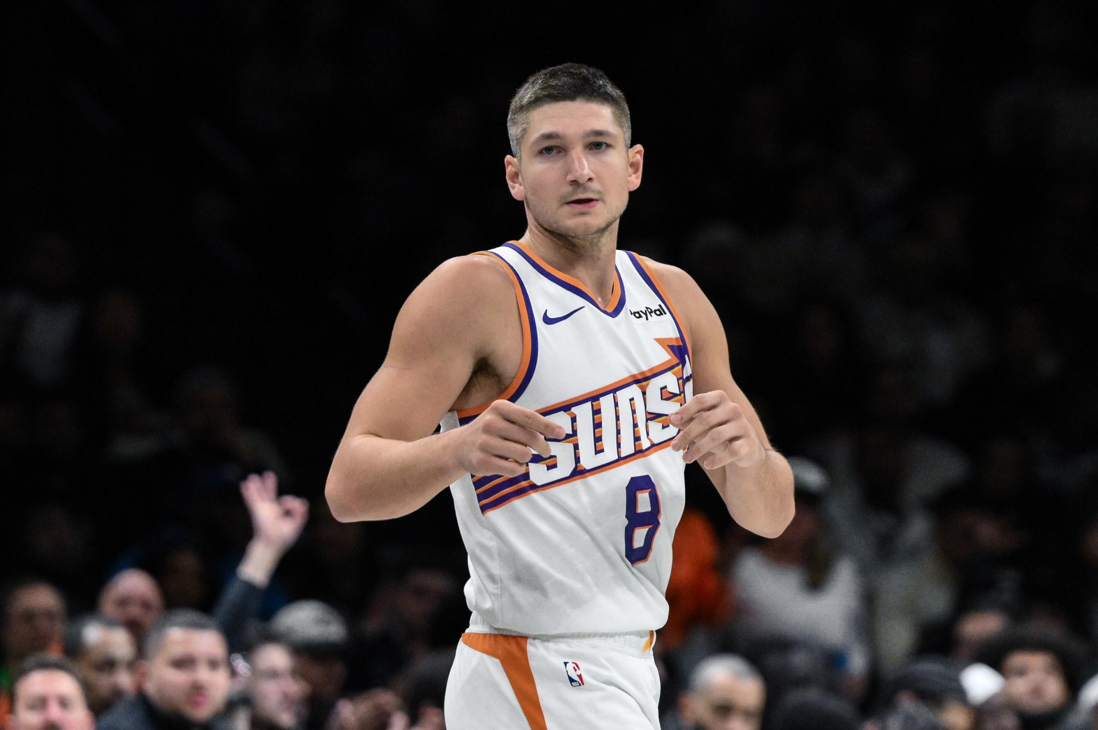 PG电子官方-一球不丢！阿伦半场5中5高效拿下11分2板2助1断